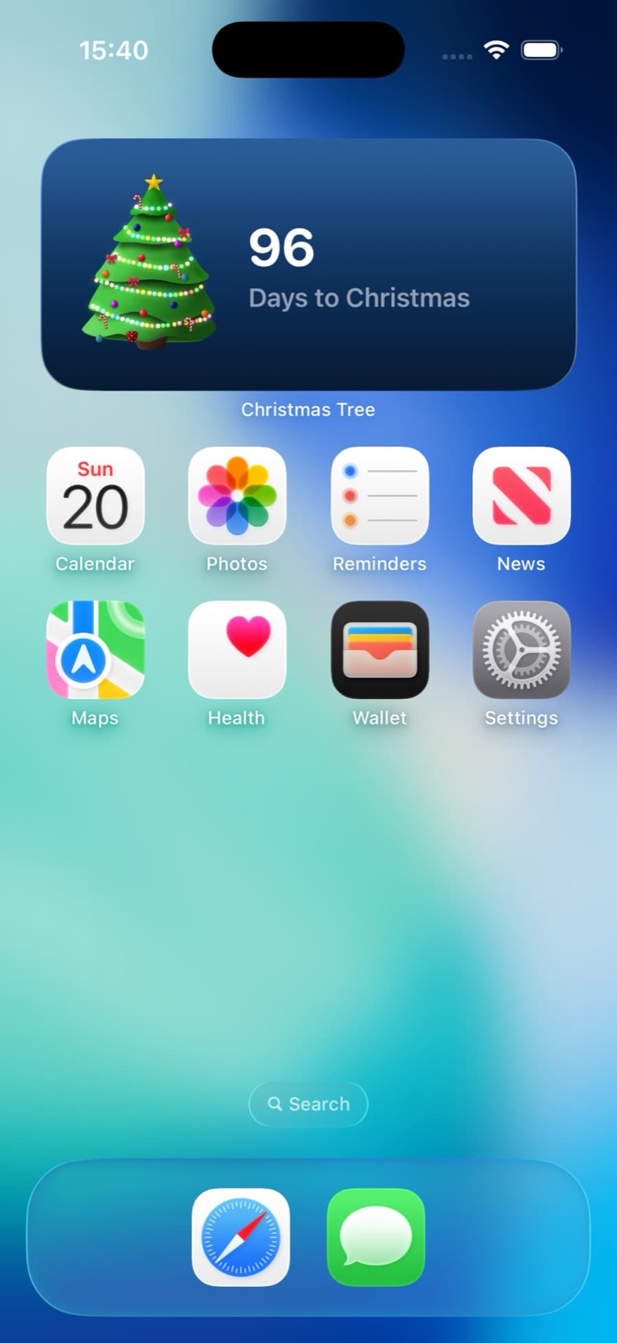 The medium Christmas Tree widget on an iPhone Home Screen, showing 96 days to Christmas